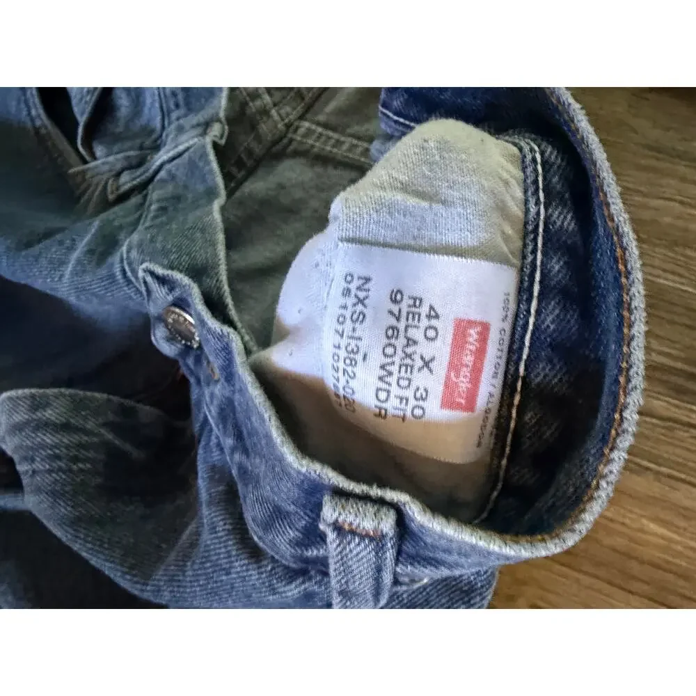 Wrangler Premium Relaxed Fit Jeans Men's 40x30 Blue Denim 9760WDR Straight Leg